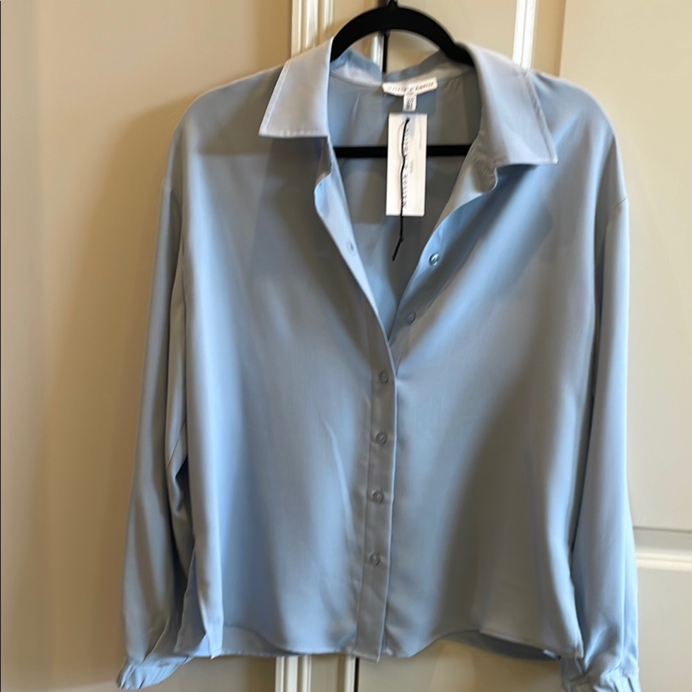 NWT Light Blue Women's Button-Down Blouse Long Sleeve